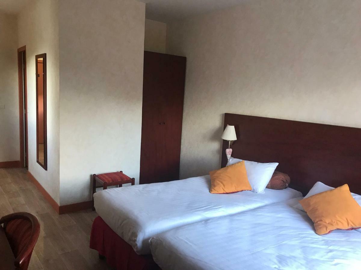 Hotel Au Feu De Bois Amou Zewnętrze zdjęcie
